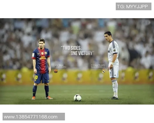 足球巨星精彩瞬间月度日历壁纸，领略世界足球传奇魅力与赛场风采