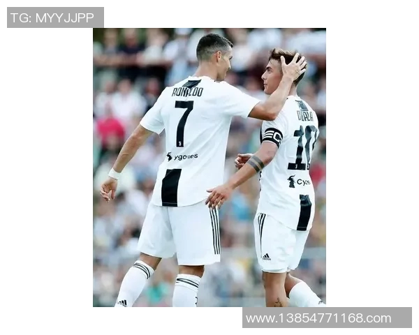 C罗与皮尔洛联袂登场:两大足球巨星卡片珍藏版回顾 C罗与皮尔洛联袂登场:两大足球巨星卡片珍藏版回顾